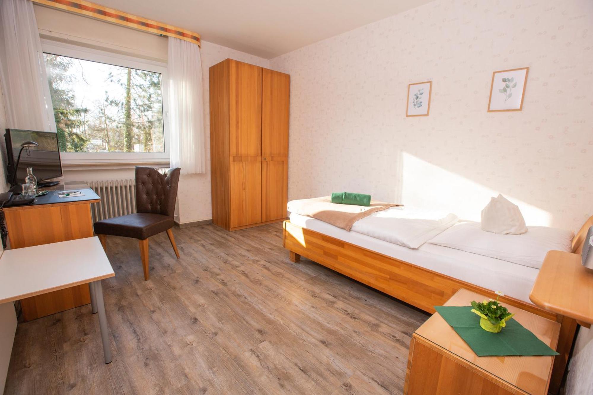 Hotel-Pension Haus Holtdirk Lippstadt Buitenkant foto