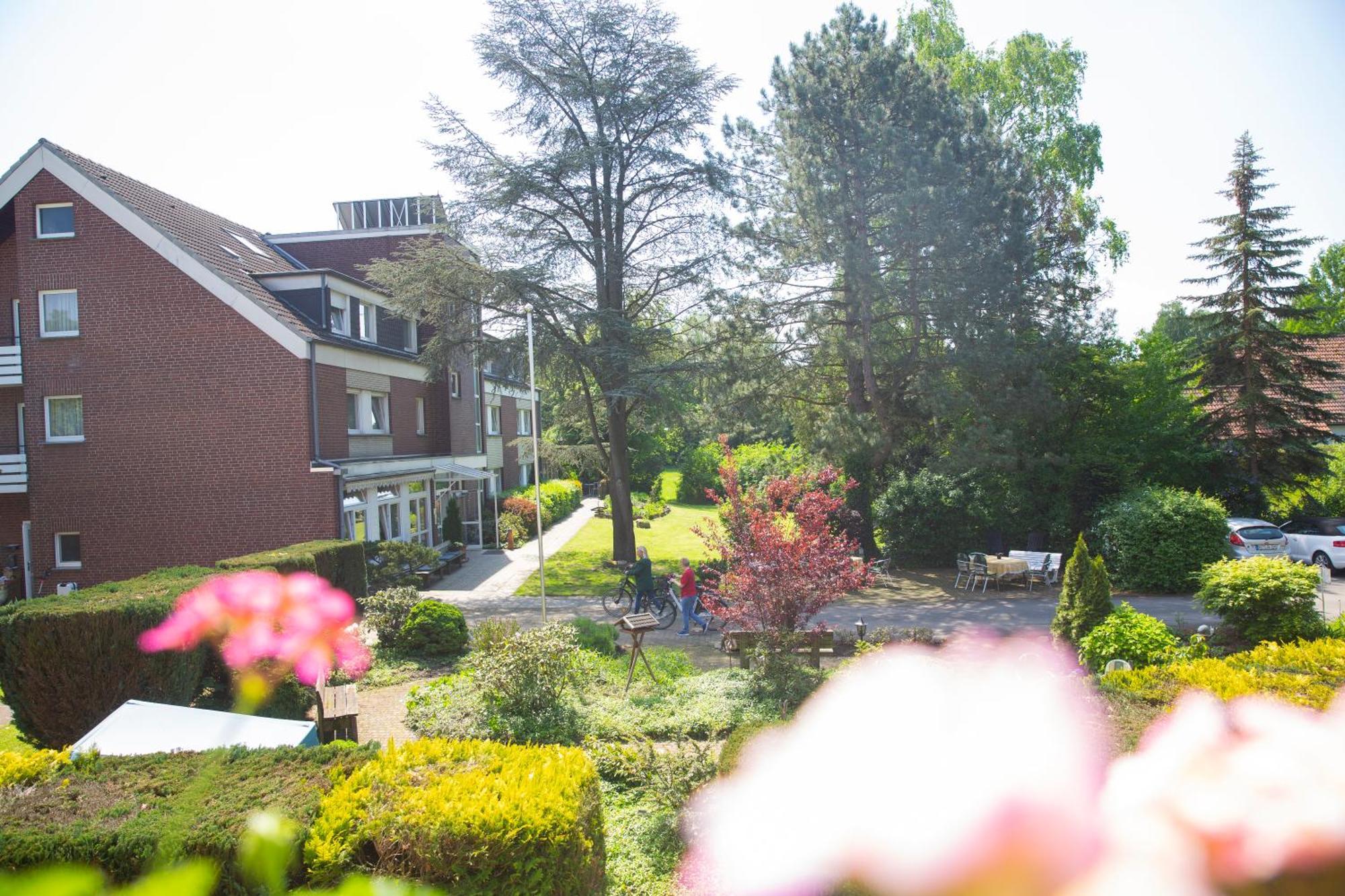 Hotel-Pension Haus Holtdirk Lippstadt Buitenkant foto